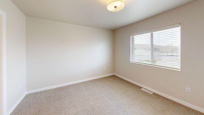 Interior Photo - 1580 Main Townhomes and Apartments