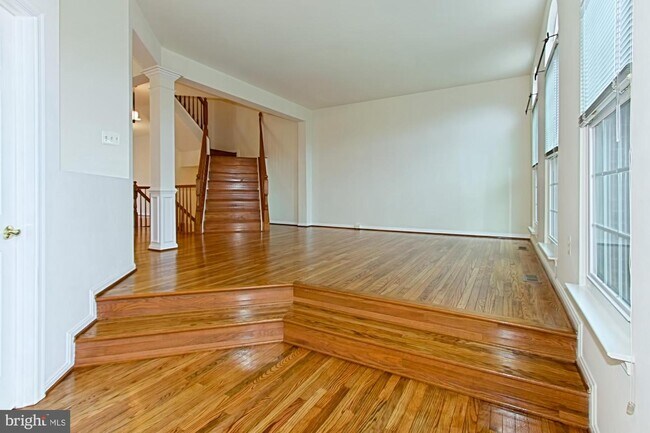 Foto del edificio - 20748 Hollow Falls Terrace