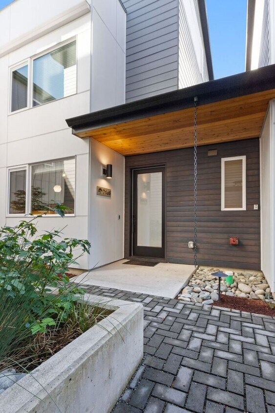 Stunning Othello Park Designer Townhome wi... - Stunning Othello Park Designer Townhome wi...