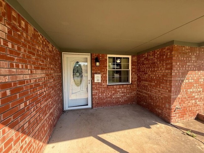 Building Photo - 2625 NW 51st St