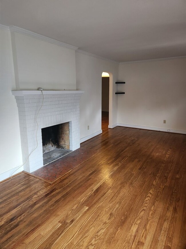 Photo - Brick Rancher Near West End/Willow Lawn Area House