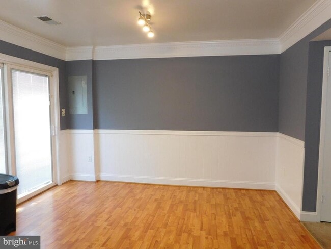 Building Photo - 9317 Woodlea Ct