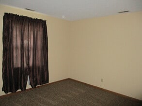 Building Photo - 707 W Main St