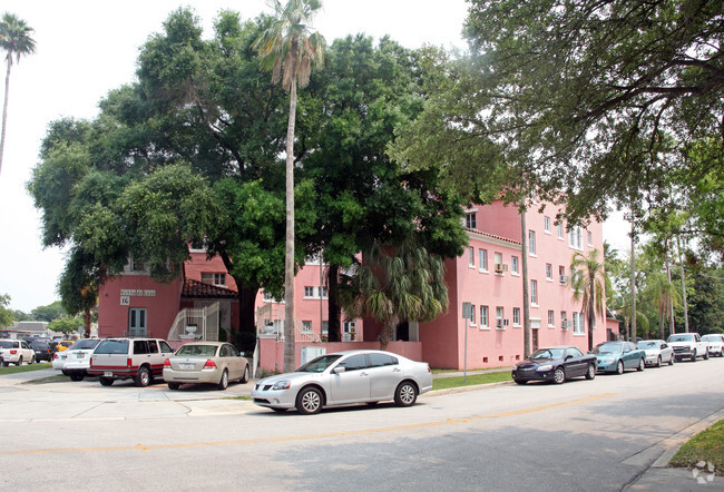 Foto del edificio - Villa De Leon