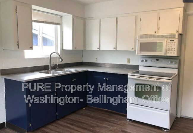 Building Photo - 1128 24th St