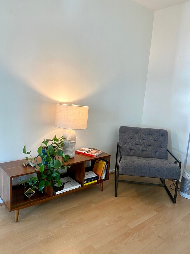 Foto del edificio - 5919 Chula Vista Way