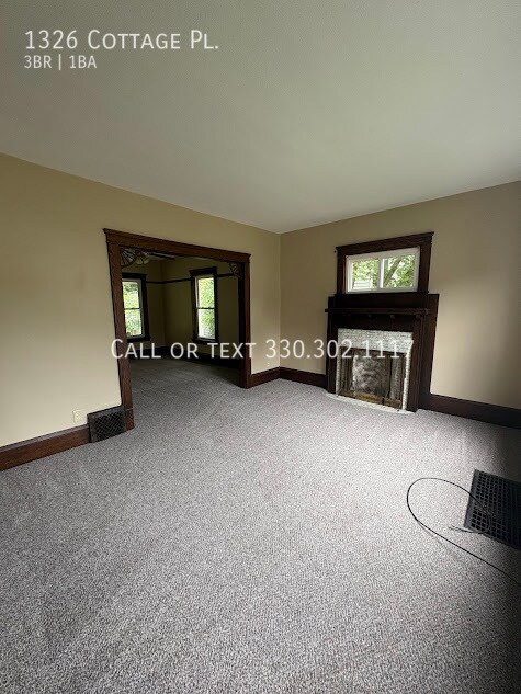 Building Photo - 1326 Cottage Pl NW
