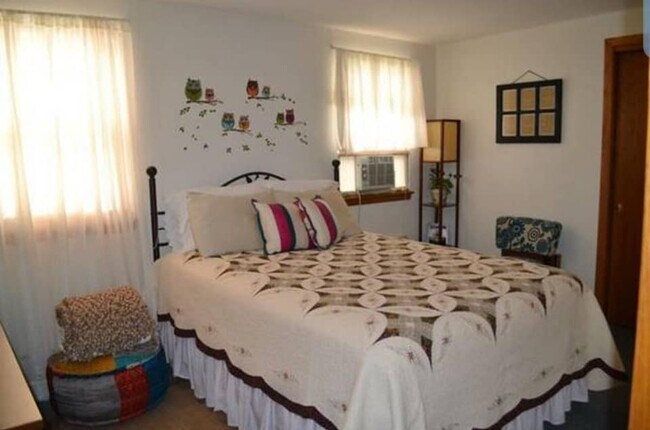 Foto del edificio - 1304 Circle Ave