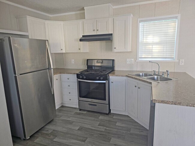 Foto del edificio - 602 W 9th St