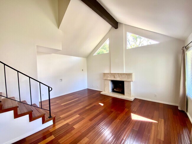 Building Photo - Cozy and spacious two-bedroom condo townho...