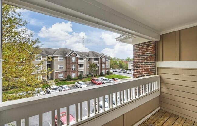 Foto del edificio - 9811 Campus Walk Ln