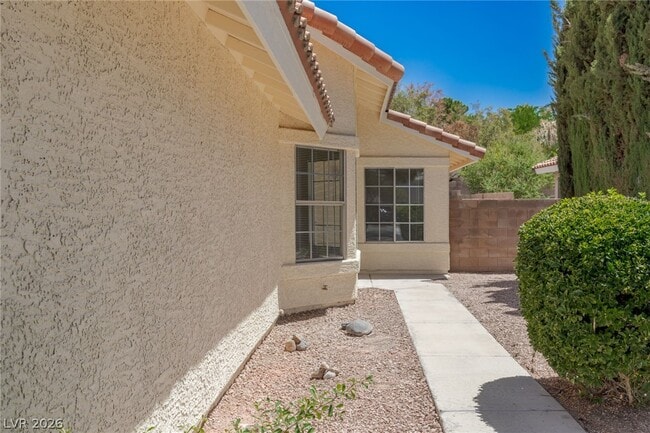 Building Photo - 2803 Mirage Rd
