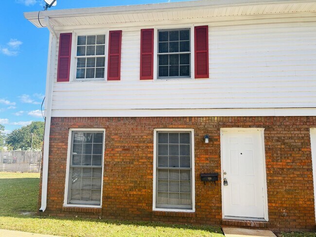 Foto del edificio - 17 Curran Ave