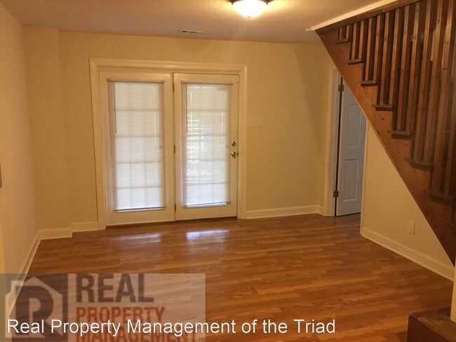 Building Photo - 3 br, 2 bath House - 1104 Madison Ave.