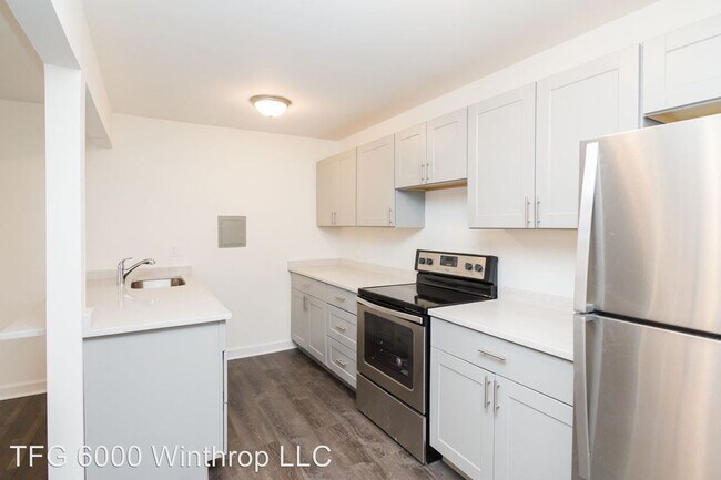 Building Photo - 6000-6002 N Winthrop Ave