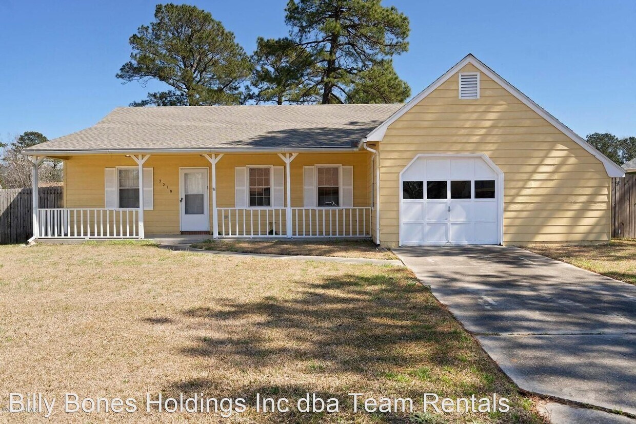 Primary Photo - 3 br, 2 bath House - 2218 Bridle Trail