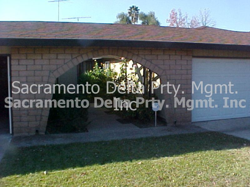 Primary Photo - 5329 Bellflower Way