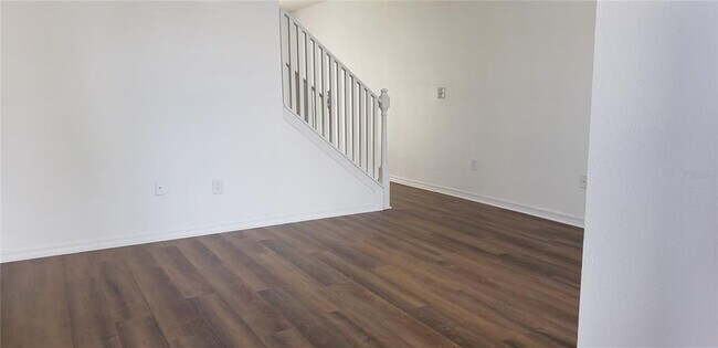 Building Photo - 6138 Olivedale Dr