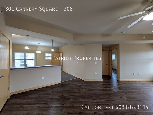 Building Photo - 301 Cannery Square