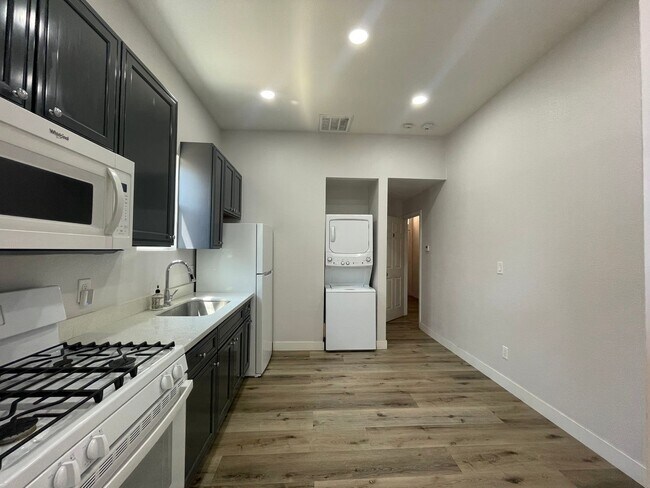 Foto del edificio - 656 S 7th St
