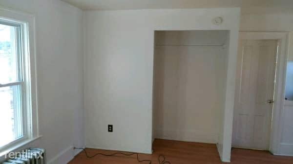 Building Photo - 1 br, 1 bath Apartment - 209 Spencer St