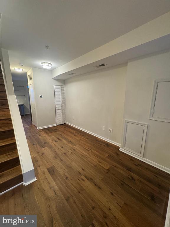 Foto del edificio - 424 Oakdale Pl NW