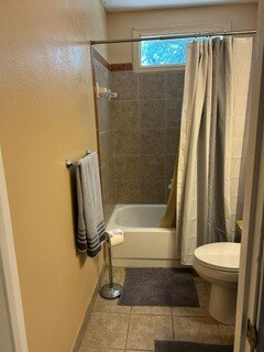 Building Photo - 1704 Princeton Woods Dr W