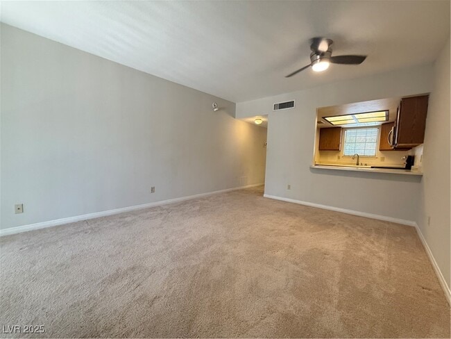 Building Photo - 3823 S Maryland Pkwy