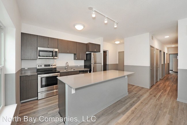 Foto del edificio - 617 10th Ave SE