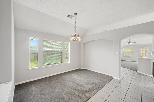 Photo - Spacious 3/2 with an Office in Winfield Lakes! Apartment
