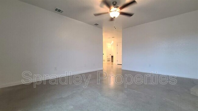 Building Photo - 9110 Winding Ct
