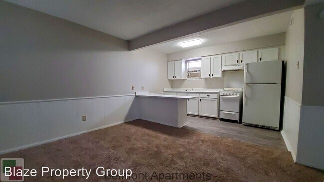 Building Photo - 1 br, 1 bath Apartment - 4101 Republic Ave