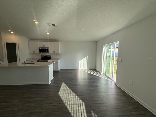 Foto del edificio - 4612 SW 84th St Rd