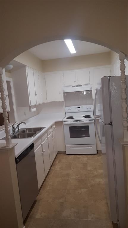 Building Photo - 3036 Conflans Rd