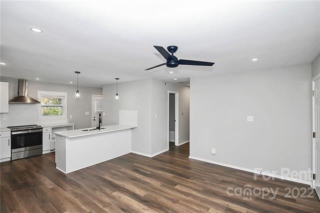 Foto del edificio - 5007 Curtiswood Dr