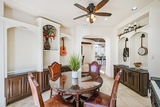 Building Photo - 1026 Kings Forest Ln