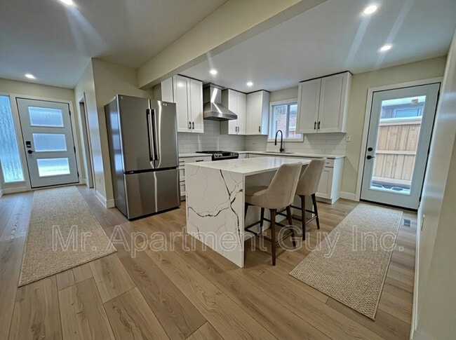 Building Photo - 2531 Cavendish Dr