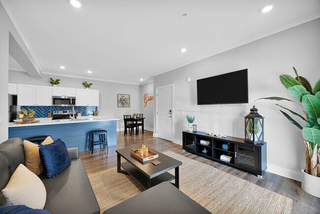 Building Photo - Pointe Grand Daytona