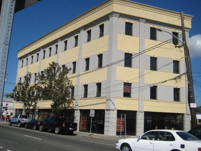 Building Photo - 35 N Broadway