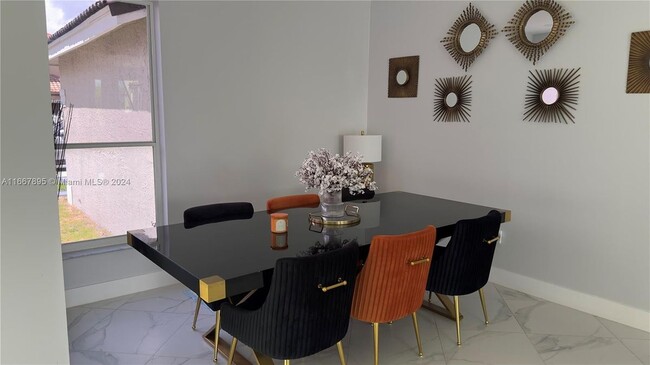 Foto del edificio - 17381 SW 33rd St