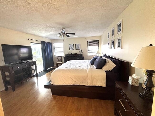 Foto del edificio - 2238 N Cypress Bend Dr