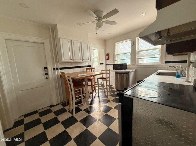 Foto del edificio - 602 Morris St