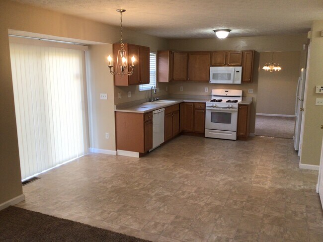 Building Photo - 8412 Celestial Cir