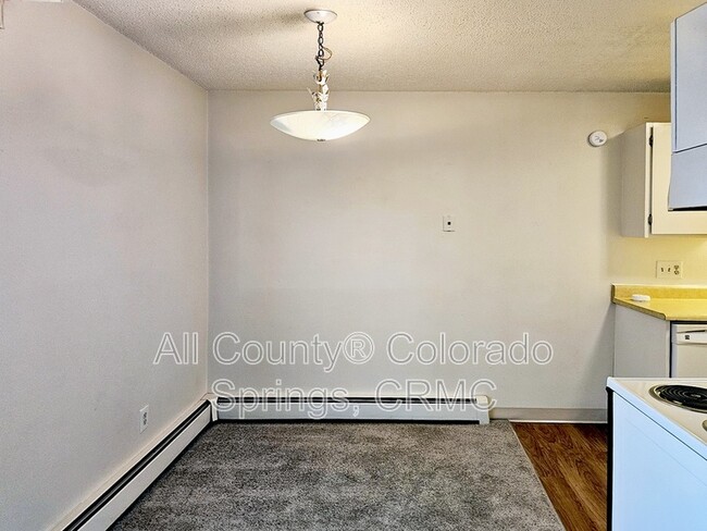 Building Photo - 5030 El Camino Dr