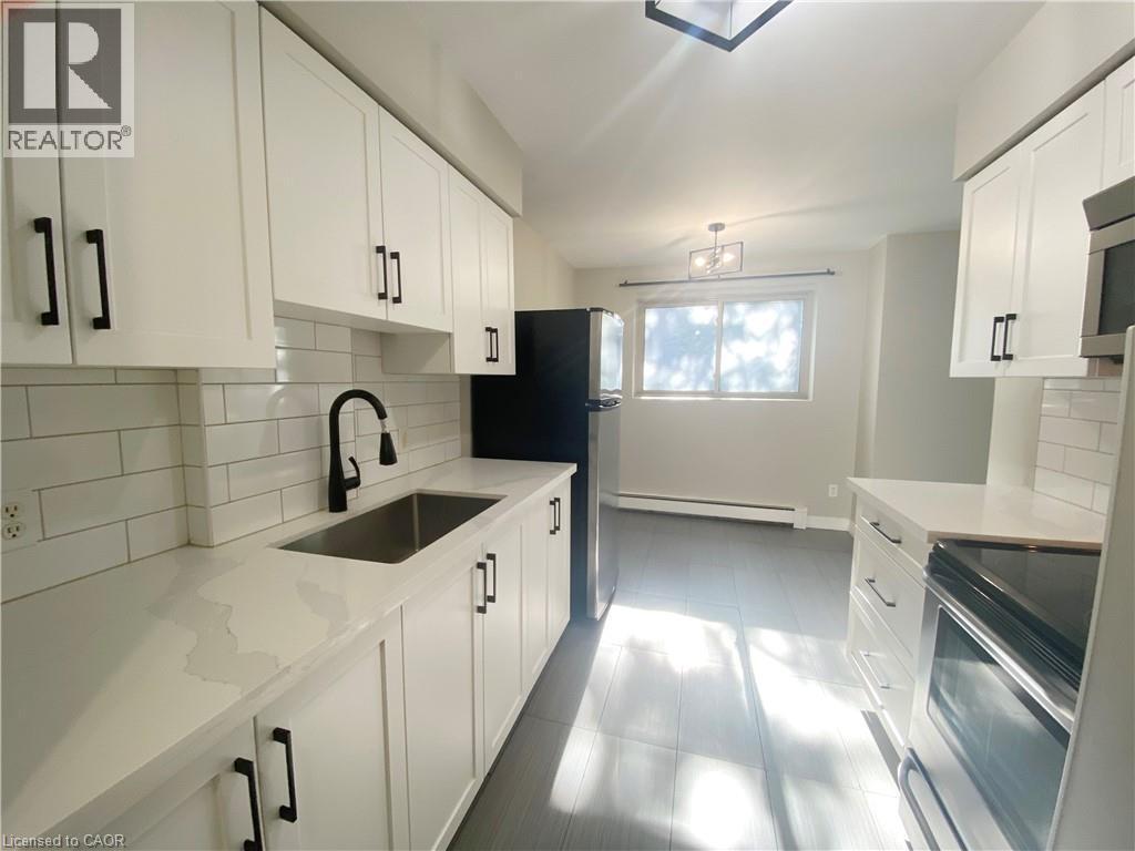 Photo principale - 163 Chandler Dr