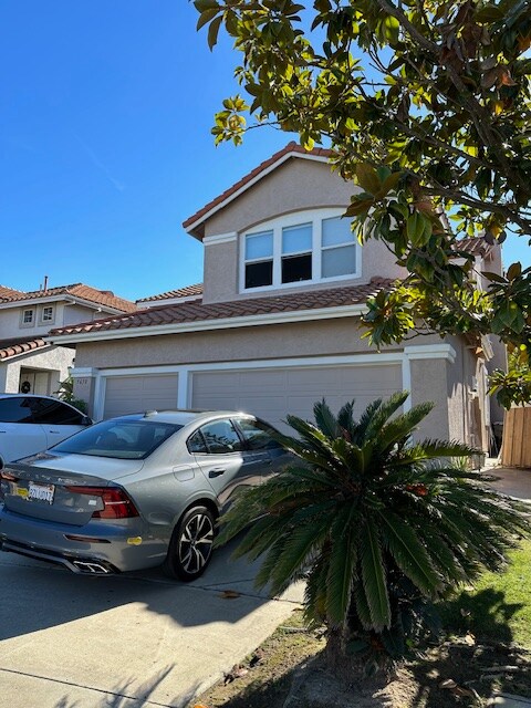 Foto principal - 5671 Greenshade Rd