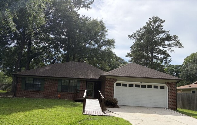 Building Photo - 432 Merlin Way