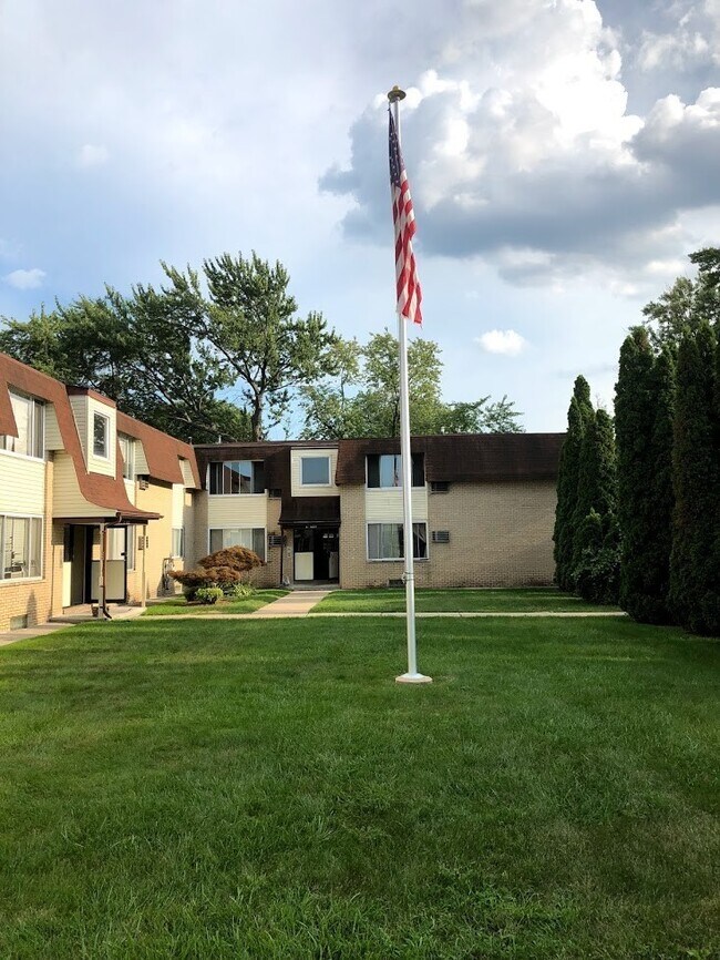 Building Photo - 14071 Stephens Rd