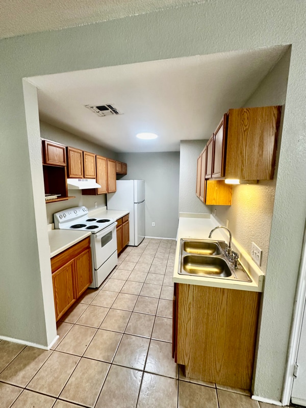 Photo - 4328 Covenant Ct Townhome