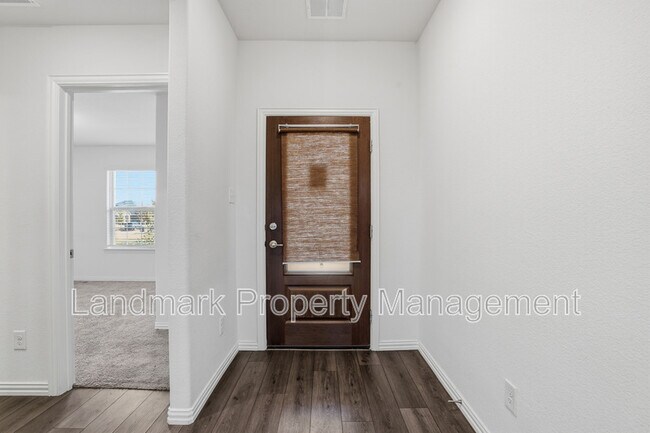 Building Photo - 9110 Southfield Lane